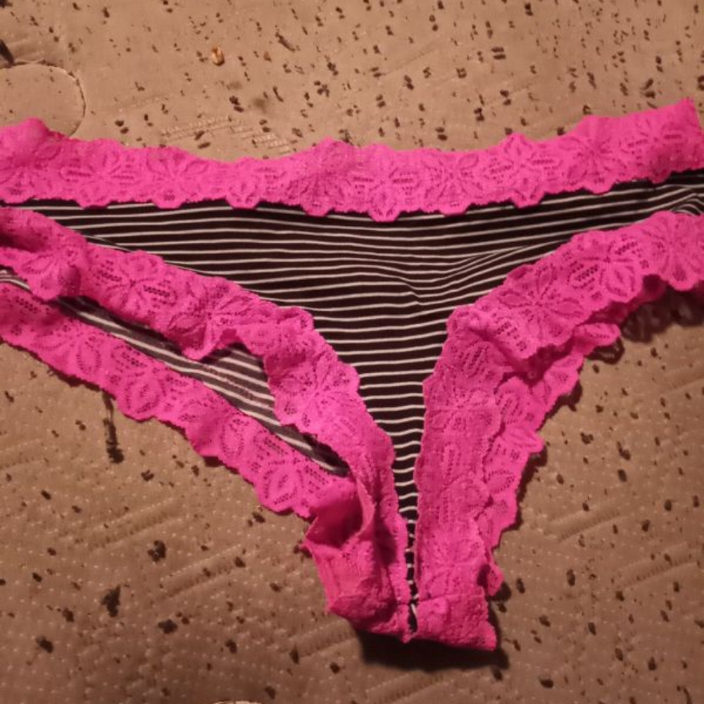 Panties - Picture 15 of 16
